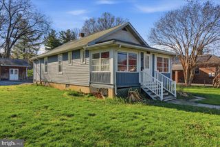 2519 SHADYSIDE AVE, Suitland, MD 20746