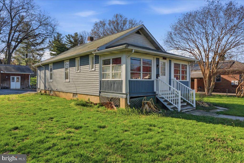 2519 SHADYSIDE AVE, Suitland, MD 20746