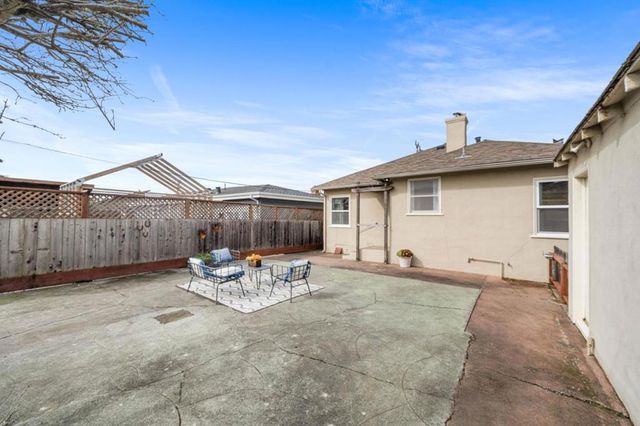 656 Myrtle Street, Half Moon Bay, CA 94019