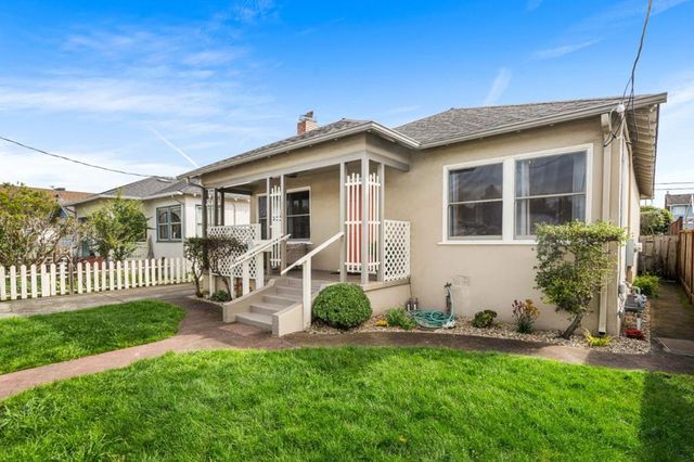 656 Myrtle Street, Half Moon Bay, CA 94019