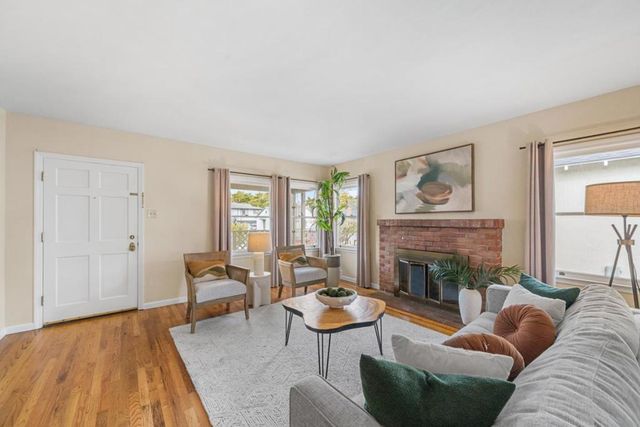 656 Myrtle Street, Half Moon Bay, CA 94019