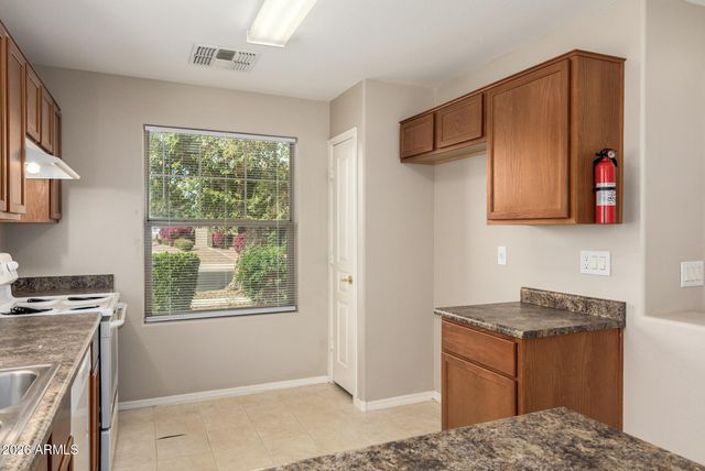 3956 E MAPLEWOOD Street, Gilbert, AZ 85297