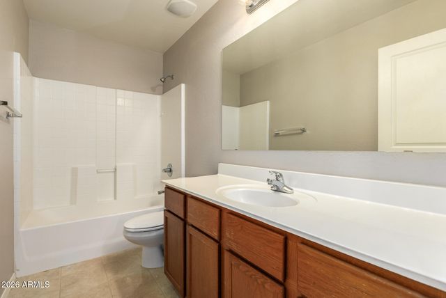 3956 E MAPLEWOOD Street, Gilbert, AZ 85297