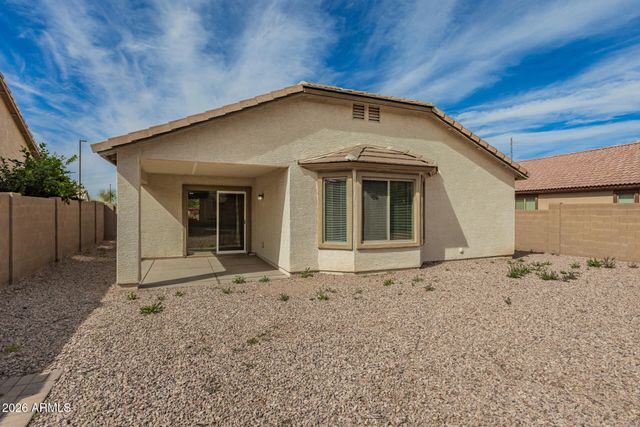 3956 E MAPLEWOOD Street, Gilbert, AZ 85297