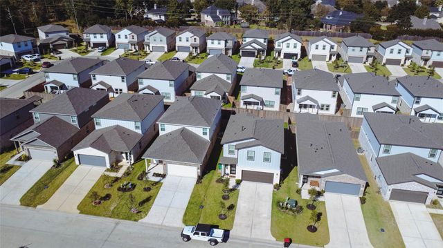 8486 Sweet Cherry Ln, Magnolia, TX 77354