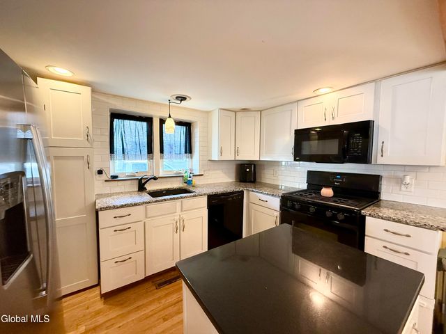 15 Seminary Street, Fort Edward, NY 12828