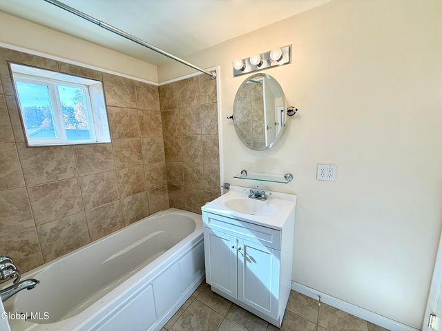 15 Seminary Street, Fort Edward, NY 12828