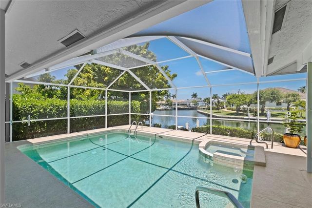 1084 Whiteheart CT, Marco Island, FL 34145