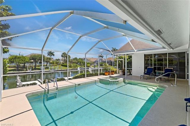 1084 Whiteheart CT, Marco Island, FL 34145
