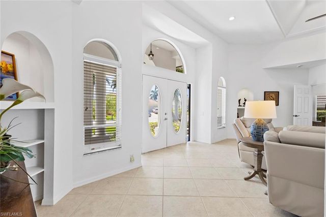 1084 Whiteheart CT, Marco Island, FL 34145