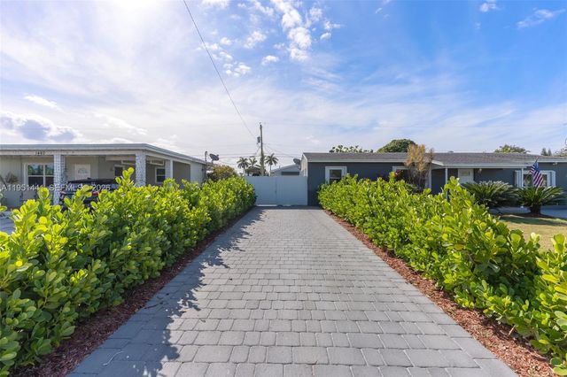 1430 NE 11th St 1430, Homestead, FL 33033