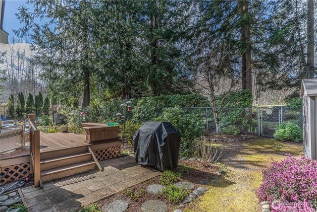 346 Dungeness Meadows, Sequim, WA 98382