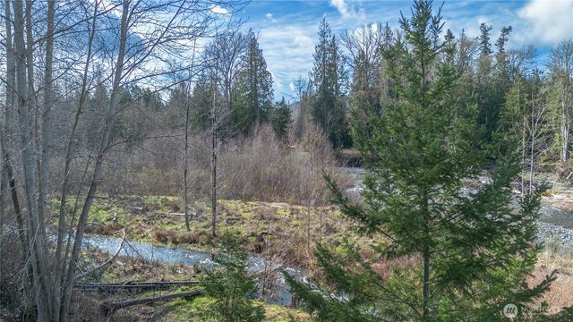 346 Dungeness Meadows, Sequim, WA 98382