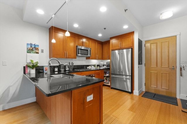 21 Father Francis Gilday St 314, Boston, MA 02118