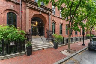 21 Father Francis Gilday St 314, Boston, MA 02118