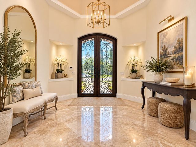 2825 Jockey Circle W, Davie, FL 33330