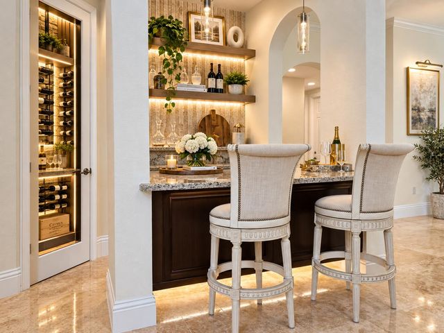 2825 Jockey Circle W, Davie, FL 33330