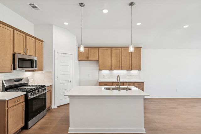 707 Hackberry Branch Court, Magnolia, TX 77354