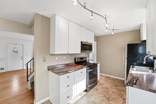 3110 Pennsylvania Avenue S, Saint Louis Park, MN 55426