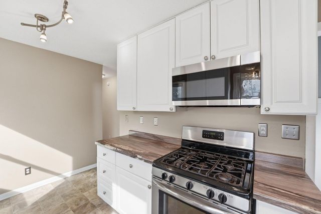 3110 Pennsylvania Avenue S, Saint Louis Park, MN 55426