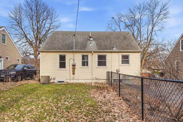 3110 Pennsylvania Avenue S, Saint Louis Park, MN 55426