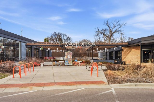 3110 Pennsylvania Avenue S, Saint Louis Park, MN 55426