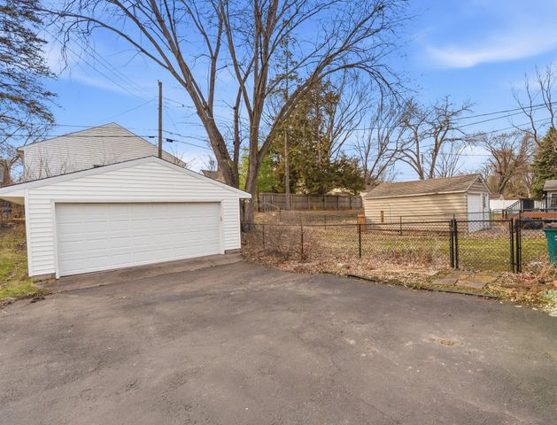 3110 Pennsylvania Avenue S, Saint Louis Park, MN 55426