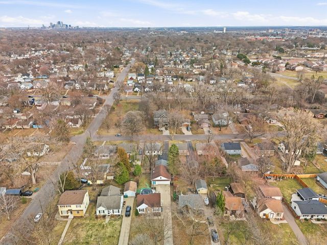 3110 Pennsylvania Avenue S, Saint Louis Park, MN 55426