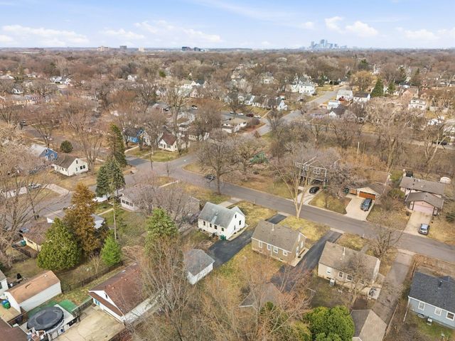 3110 Pennsylvania Avenue S, Saint Louis Park, MN 55426