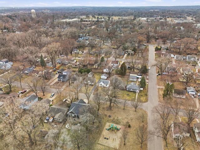 3110 Pennsylvania Avenue S, Saint Louis Park, MN 55426