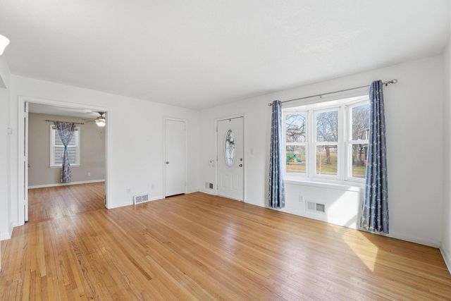 3110 Pennsylvania Avenue S, Saint Louis Park, MN 55426