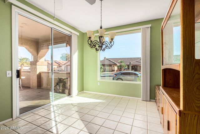 14832 W RAVENSWOOD Drive, Sun City West, AZ 85375