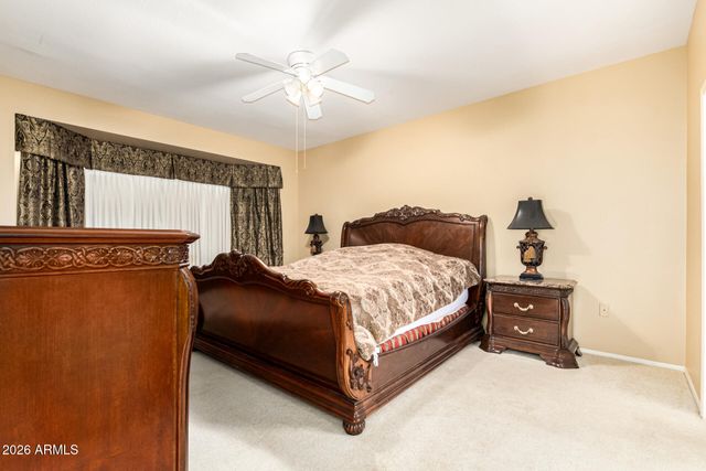 14832 W RAVENSWOOD Drive, Sun City West, AZ 85375