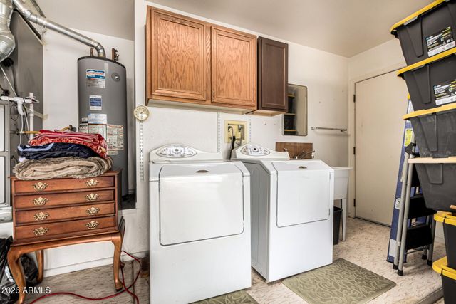 14832 W RAVENSWOOD Drive, Sun City West, AZ 85375