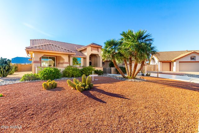 14832 W RAVENSWOOD Drive, Sun City West, AZ 85375