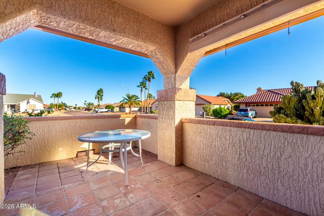 14832 W RAVENSWOOD Drive, Sun City West, AZ 85375