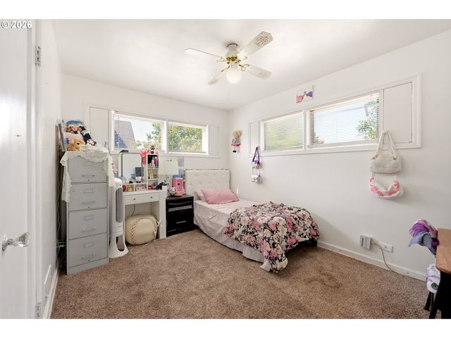 14144 Se POWELL Blvd, Portland, OR 97236