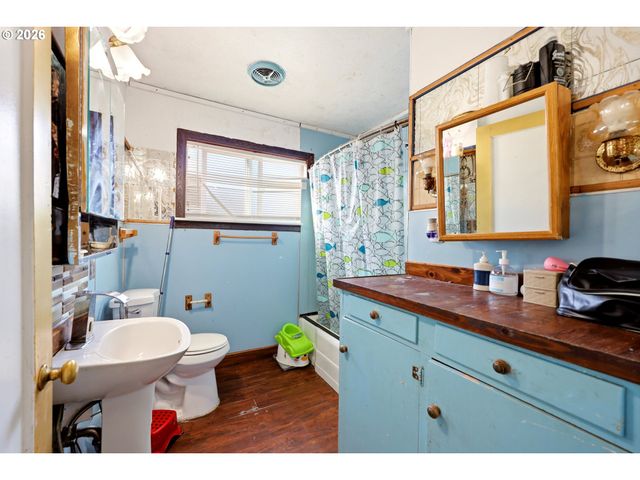 14144 Se POWELL Blvd, Portland, OR 97236