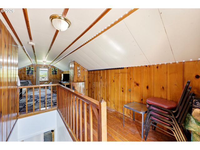 14144 Se POWELL Blvd, Portland, OR 97236