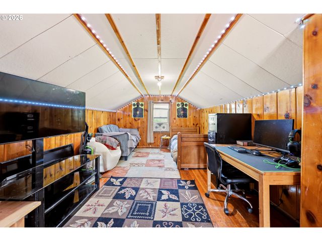 14144 Se POWELL Blvd, Portland, OR 97236