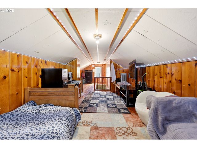 14144 Se POWELL Blvd, Portland, OR 97236