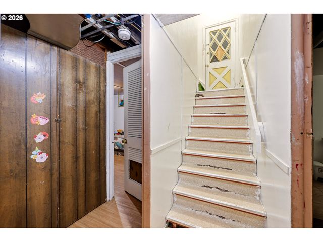 14144 Se POWELL Blvd, Portland, OR 97236