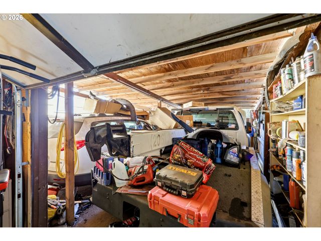 14144 Se POWELL Blvd, Portland, OR 97236
