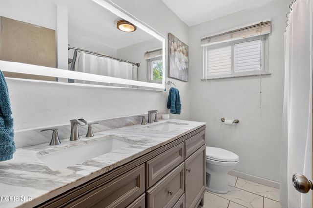 3211 Aldringham Road, Toledo, OH 43606