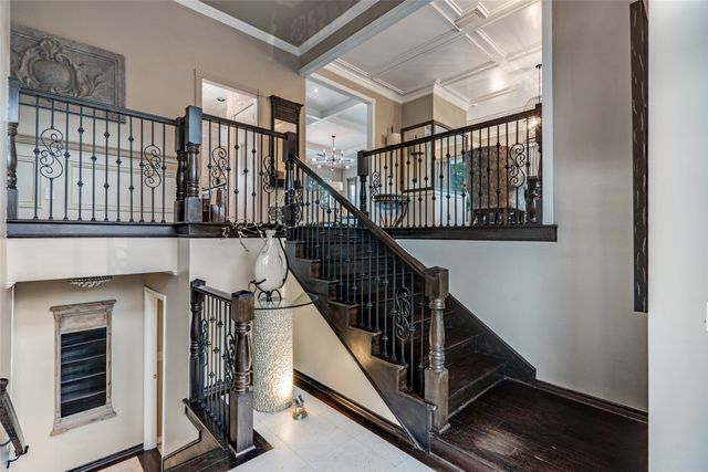 6623 Briarhaven Drive, Dallas, TX 75240