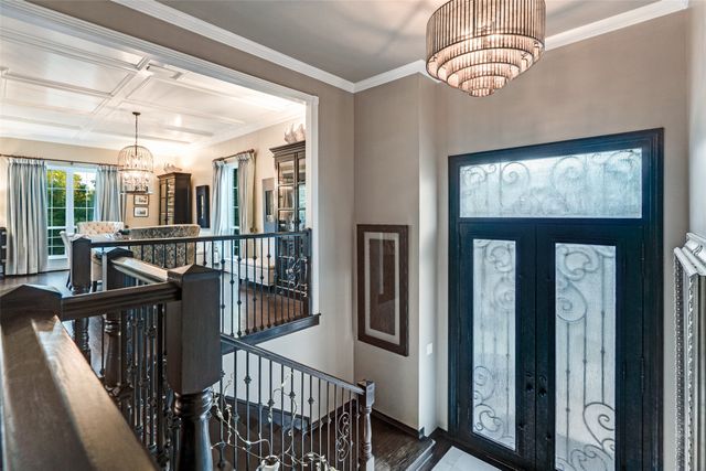 6623 Briarhaven Drive, Dallas, TX 75240