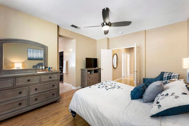 868 Panella, Oceanside, CA 92057