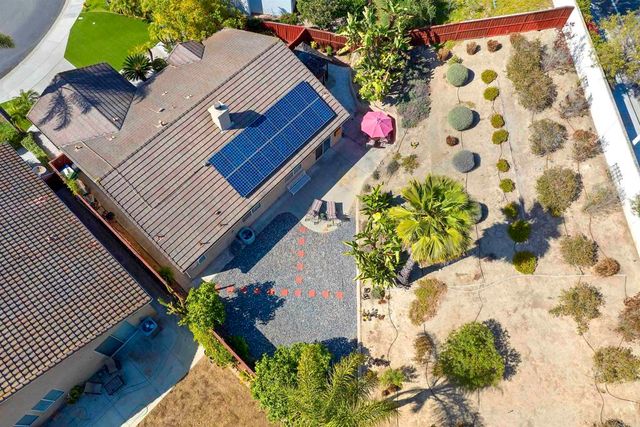 868 Panella, Oceanside, CA 92057