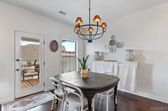 229 Hedgefield Drive, Prattville, AL 36066