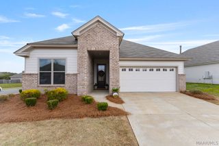 229 Hedgefield Drive, Prattville, AL 36066